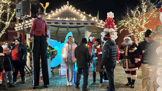 Hometown holiday event in Hackettstown.